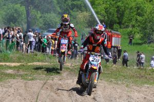 На трассе мотокросса ДЕТИ! - subarist.ru