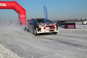 2-й день. Снова стартуют Матрёнин-Потесов на Ford Fiesta R5 - subarist.ru