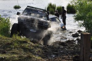 Чернобаев вырвался из болота и помчался к победе!  - subarist.ru